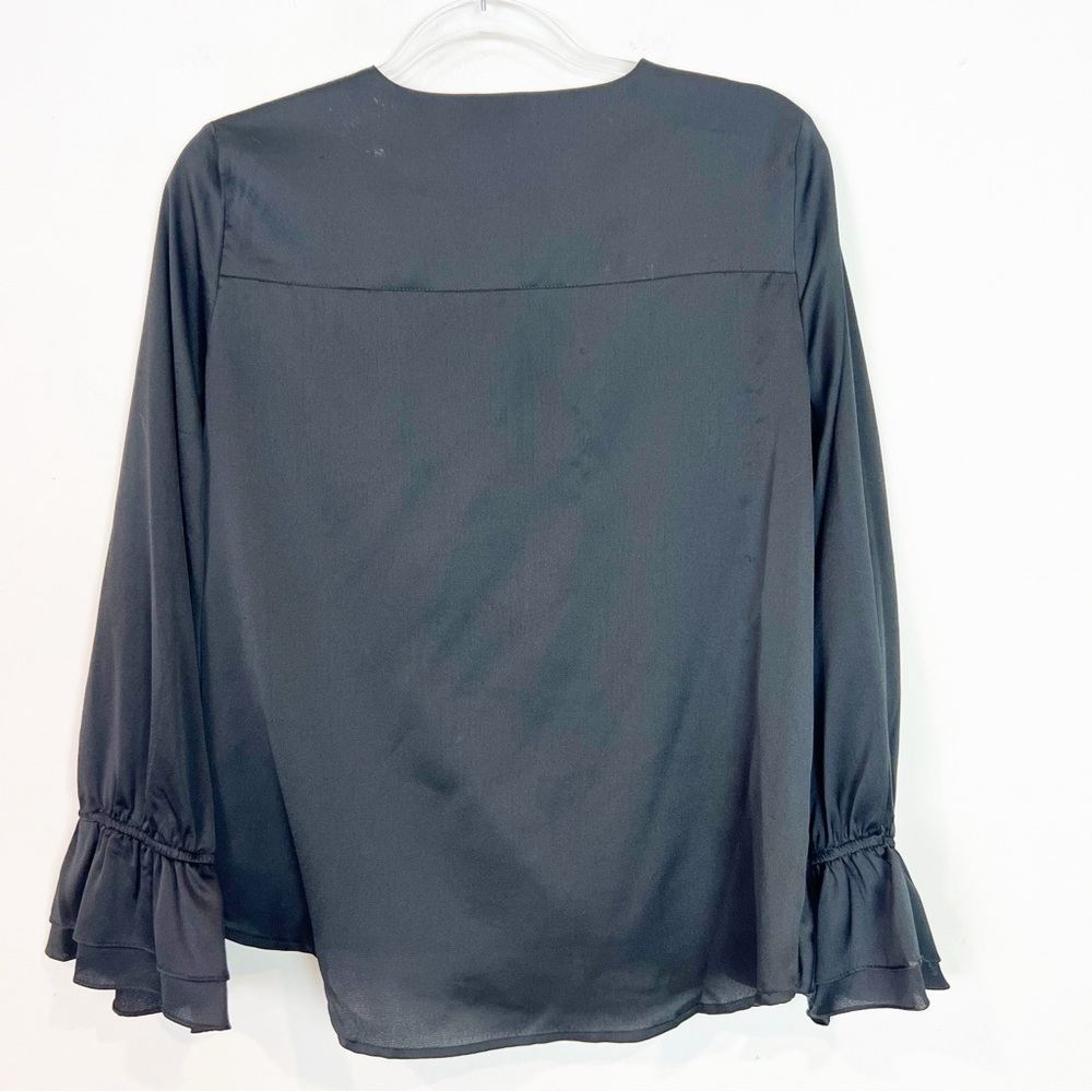 VINCE CAMUTO BLACK SILKY SURPLICE FRONT LONG SLEEVE BLOUSE SZ SMALL - Picture 2 of 5